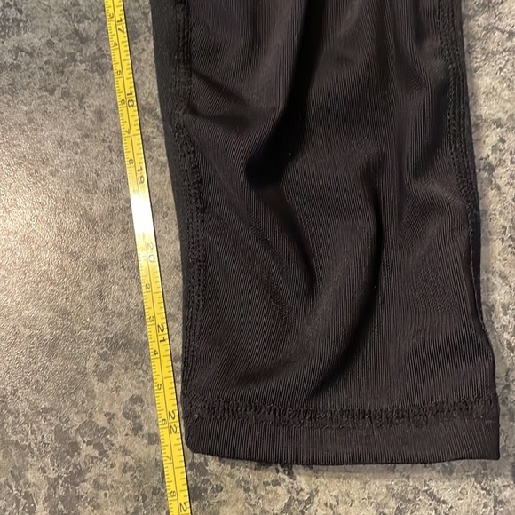 Fabletics Power Hold - Picture 3 of 4